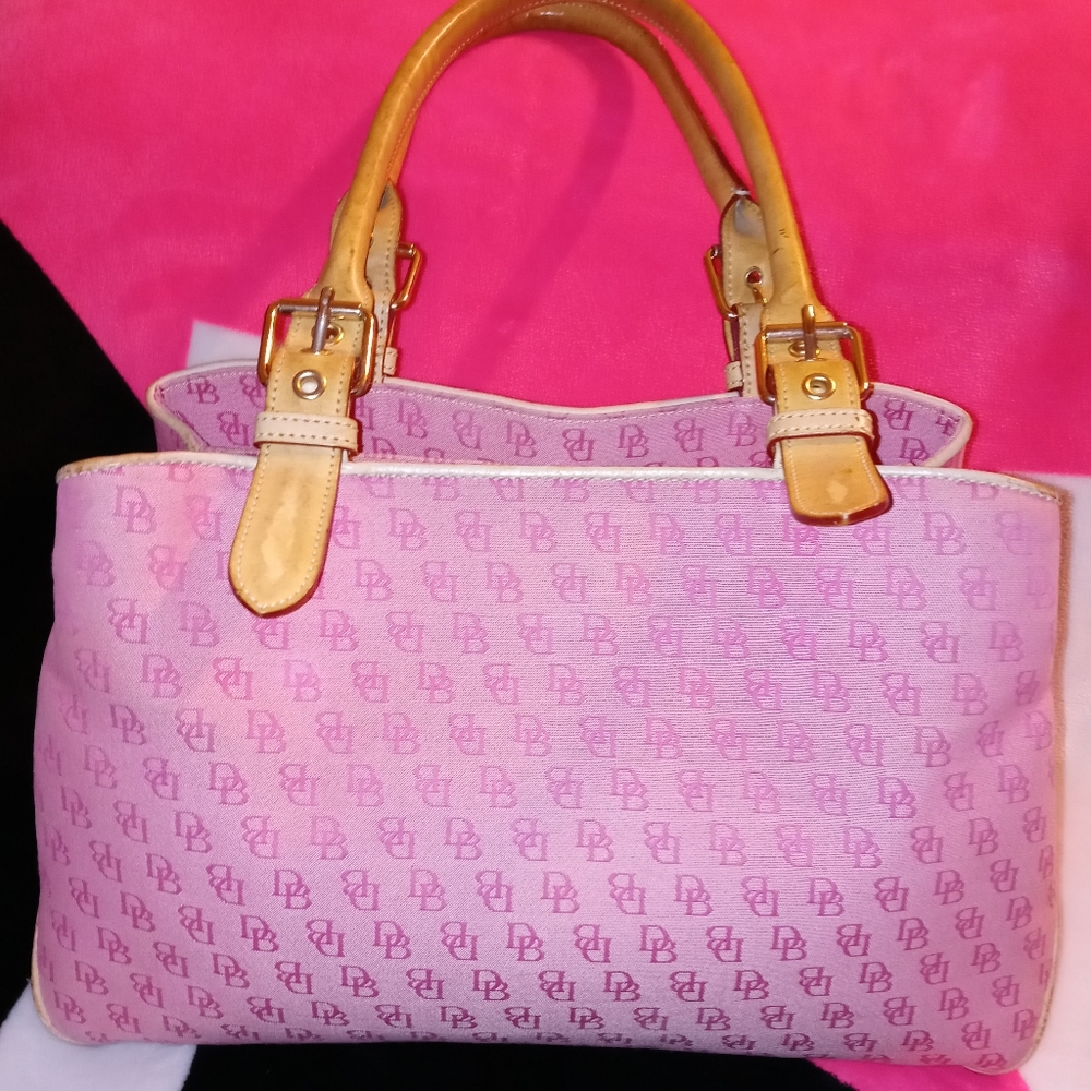 Dooney & Bourke PINK Logo DB purse handbag Pretty